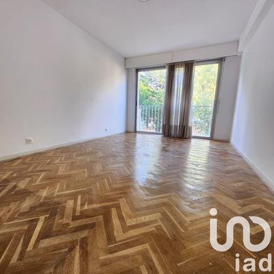 Appartement - 84 m² - 3 pièces