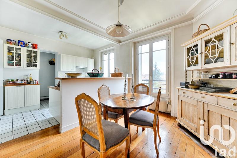 Appartement - 160 m² - 5 pièces