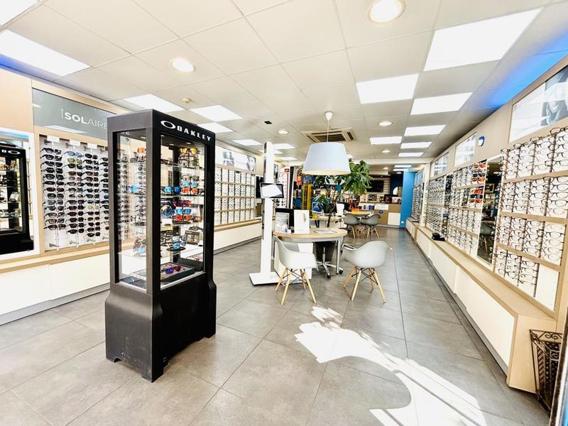 Bureau - 120 m² - 4 pièces