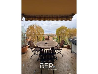 Appartement - 100 m² - 4 pièces