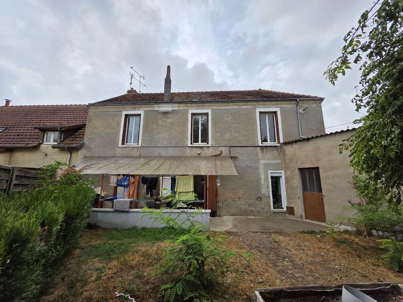 Maison - 182 m² - 6 pièces