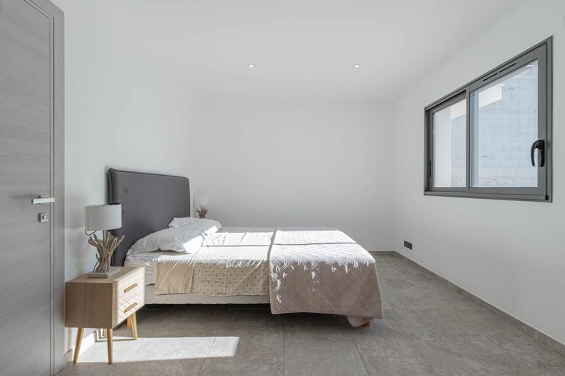 Appartement - 82 m² - 3 pièces