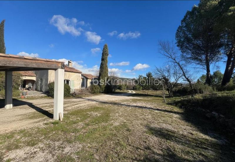 Entrepôt - 115 m² - 4 pièces