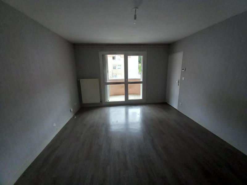 Appartement - 100 m² - 4 pièces