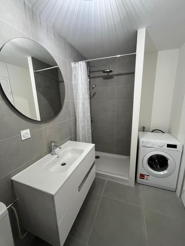 Studio - 24 m² - 1 pièce