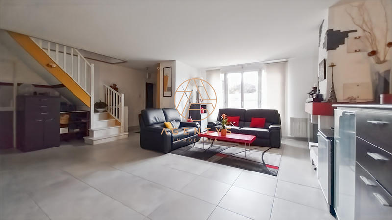 Maison - 175 m² - 8 pièces