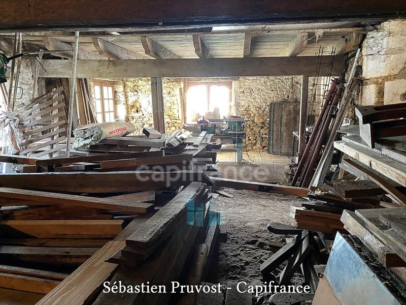 Propriété - 315 m² - 12 pièces