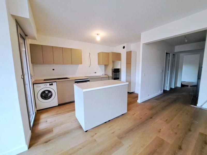 Appartement - 75 m² - 4 pièces