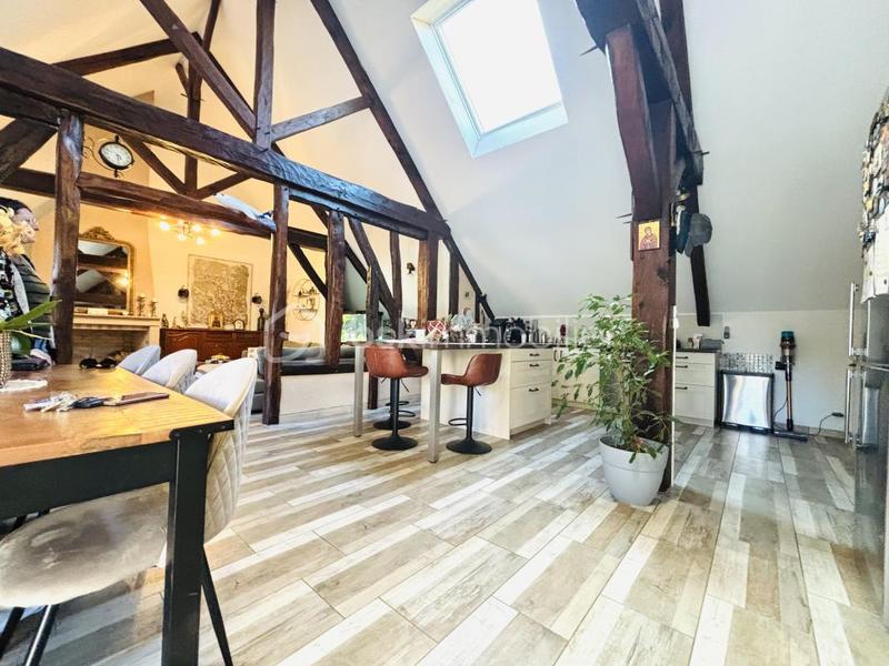 Propriété - 230 m² - 7 pièces