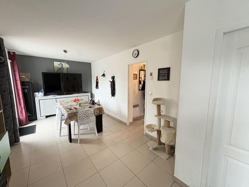 Maison - 85 m² - 5 pièces