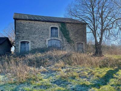 Maison - 300 m² - 1 pièce