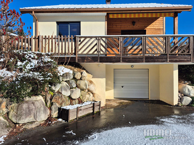 Maison - 106 m² - 6 pièces