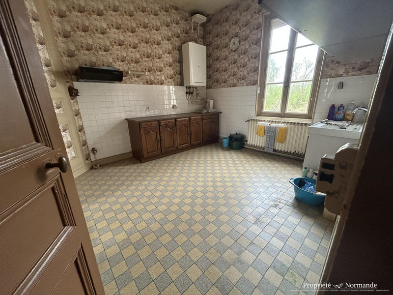 Maison - 204 m² - 7 pièces