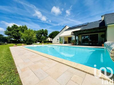 Maison - 181 m² - 6 pièces