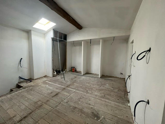 Loft - 161 m² - 5 pièces
