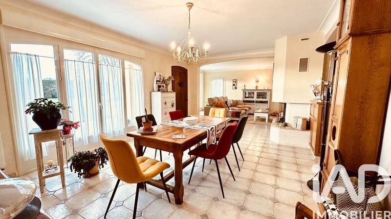 Maison - 137 m² - 4 pièces