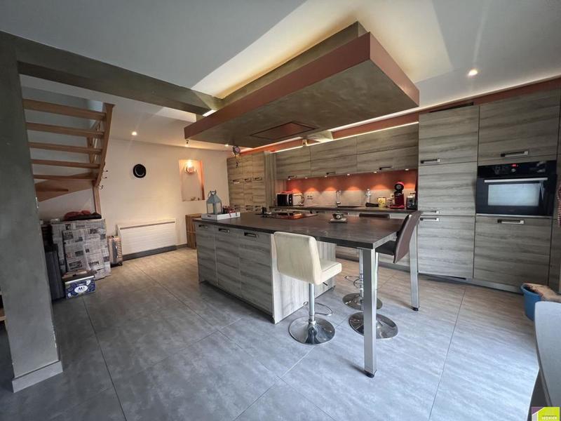 Maison traditionnelle - 91 m² - 4 pièces