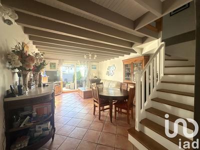 Maison - 107 m² - 7 pièces