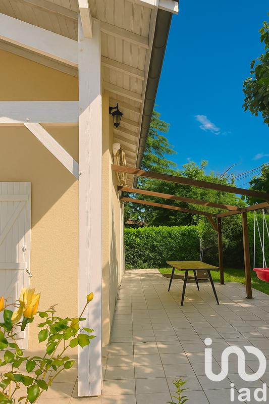 Maison - 110 m² - 5 pièces