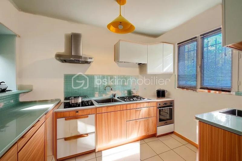 Villa - 94 m² - 5 pièces