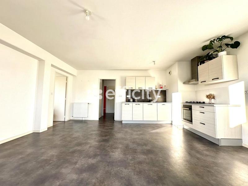 Appartement - 80 m² - 4 pièces