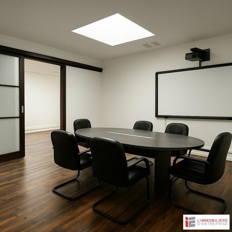 Bureau - 270 m²