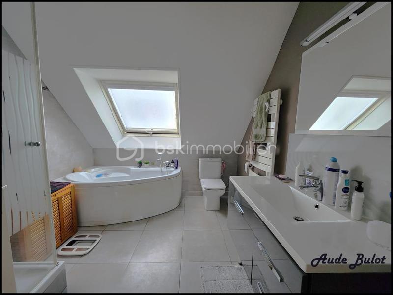 Maison - 160 m² - 6 pièces