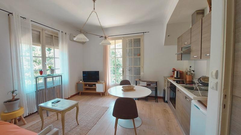 Propriété - 200 m² - 7 pièces