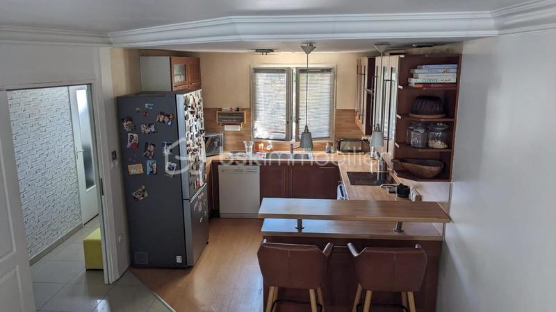 Maison - 90 m² - 5 pièces