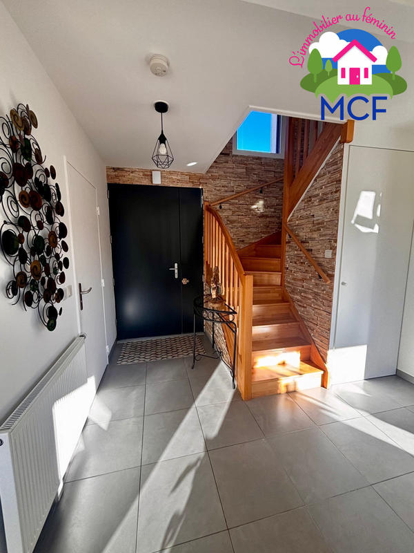 Maison traditionnelle - 88 m² - 4 pièces