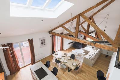 Appartement - 150 m² - 6 pièces