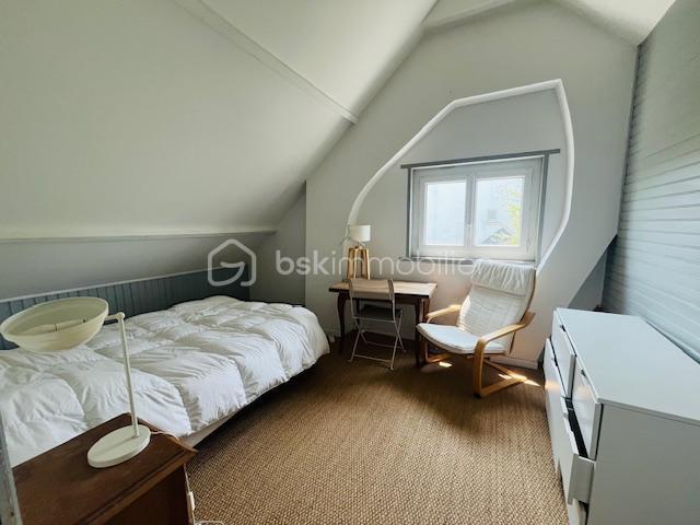 Maison - 136 m² - 5 pièces