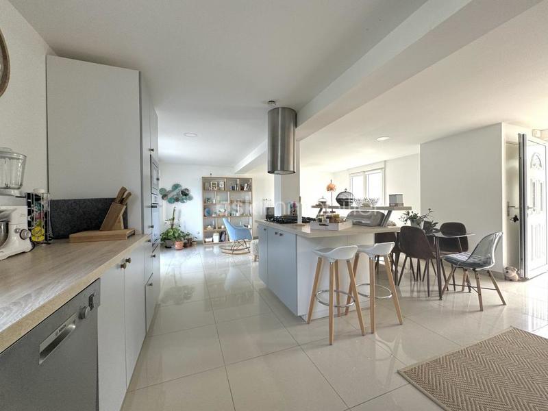 Maison - 140 m² - 6 pièces