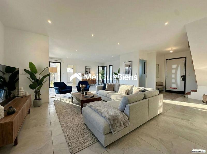 Maison - 123 m² - 6 pièces