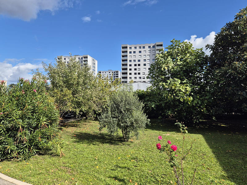 Maison - 196 m² - 4 pièces