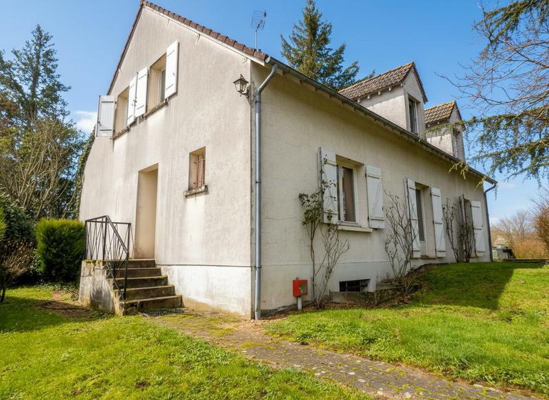 Maison traditionnelle - 176 m² - 7 pièces