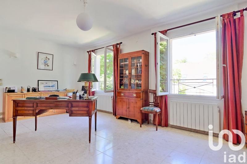 Maison - 188 m² - 8 pièces