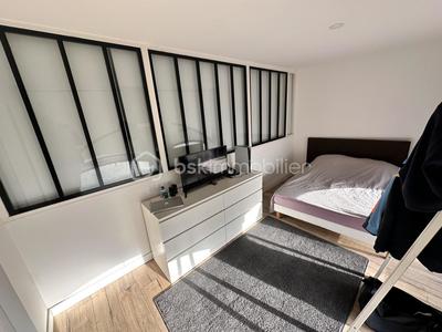 Loft - 67 m² - 3 pièces