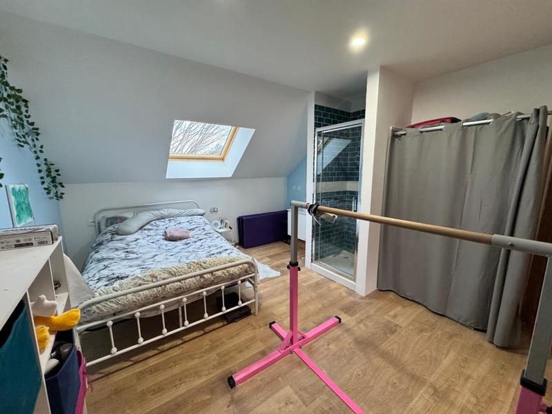 Maison - 195 m² - 7 pièces