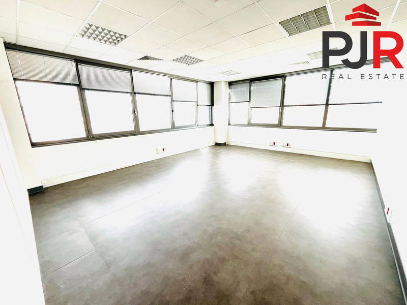 Bureau - 605 m²