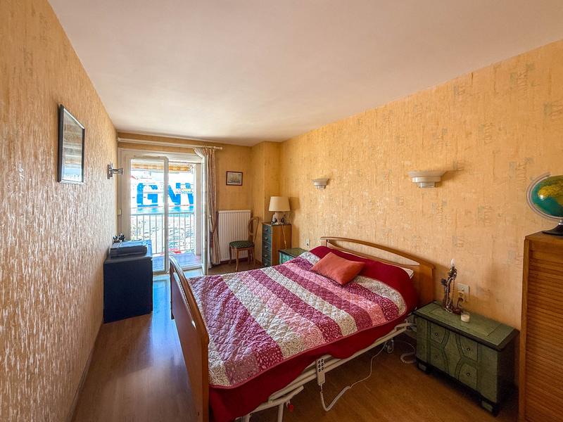 Appartement - 102 m² - 3 pièces