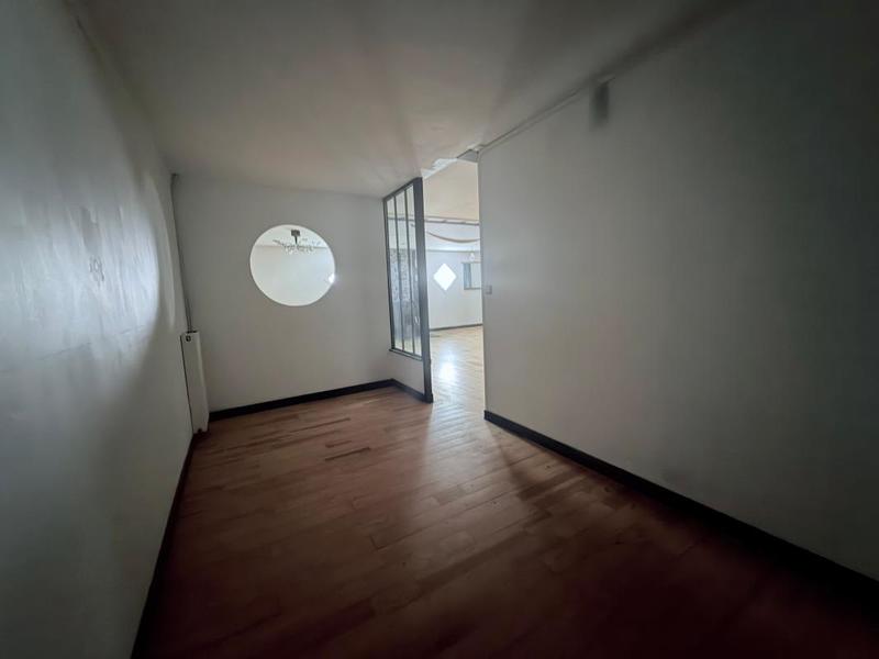 Maison - 205 m² - 6 pièces