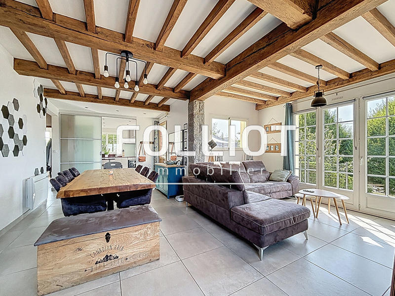 Maison - 131 m² - 8 pièces