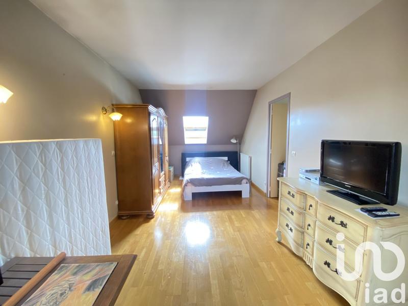 Maison - 104 m² - 6 pièces