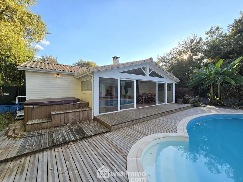 Maison - 186 m² - 6 pièces