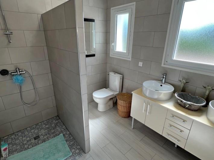 Pavillon - 122 m² - 5 pièces