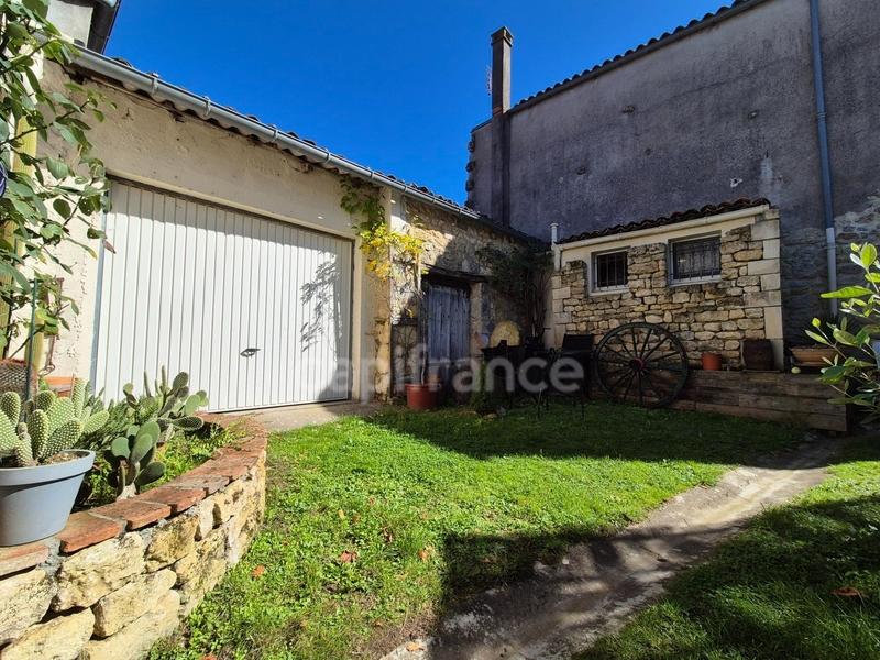 Maison - 90 m² - 4 pièces