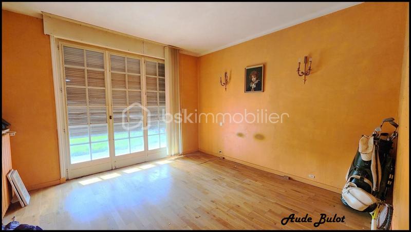 Maison - 165 m² - 8 pièces