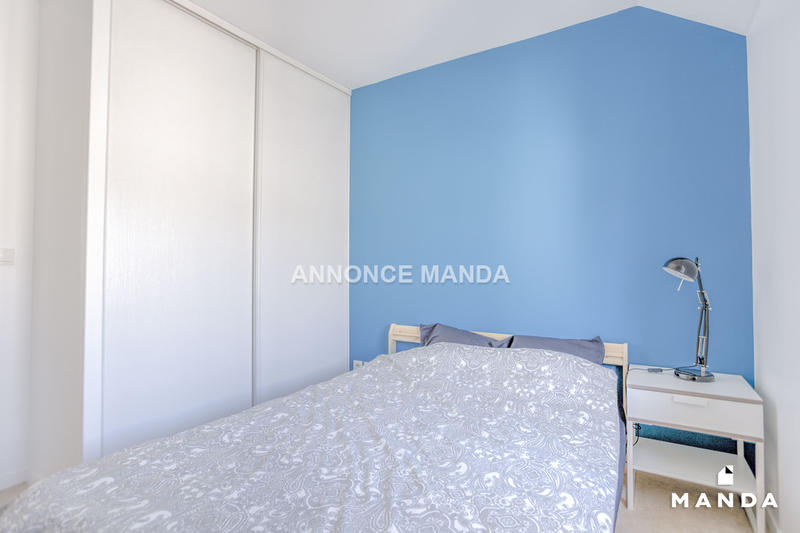 Chambre - 9 m² - 4 pièces