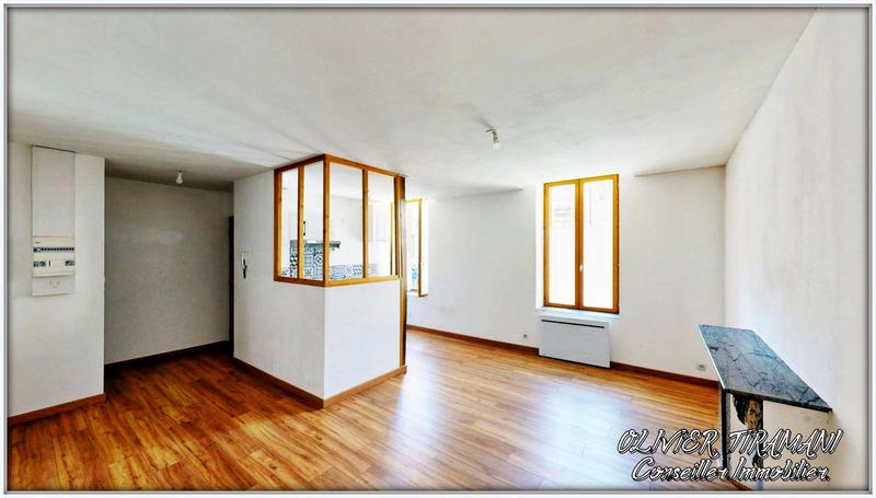 Immeuble - 155 m² - 3 pièces
